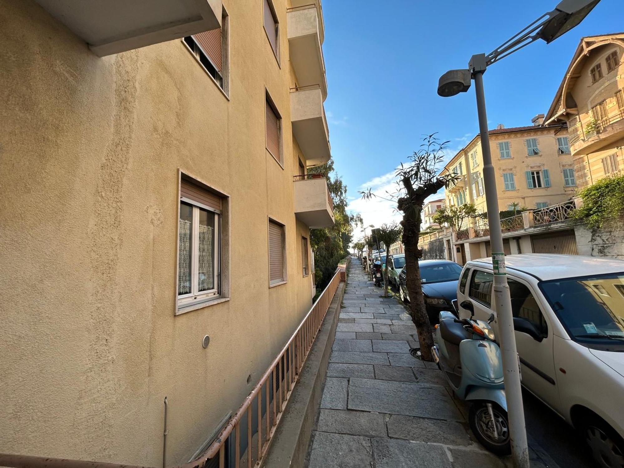 Casa Mec * Imperia